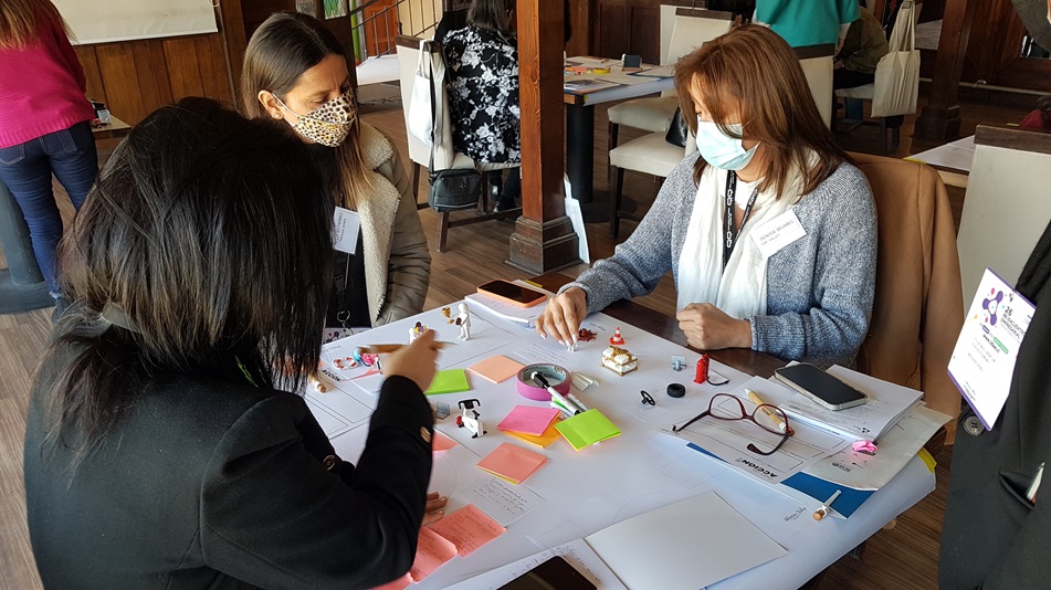 Novedoso taller de técnicas de negociación con foco en mujeres destaca entre las actividades de ProChile en el marco del 26EE