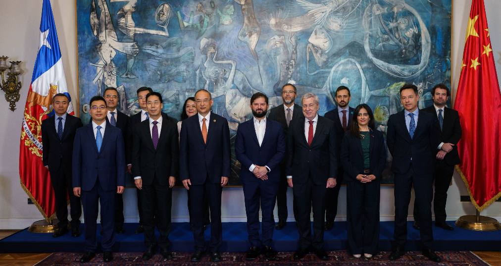 ProChile participa en visita oficial del gobernador de Sichuan en Chile