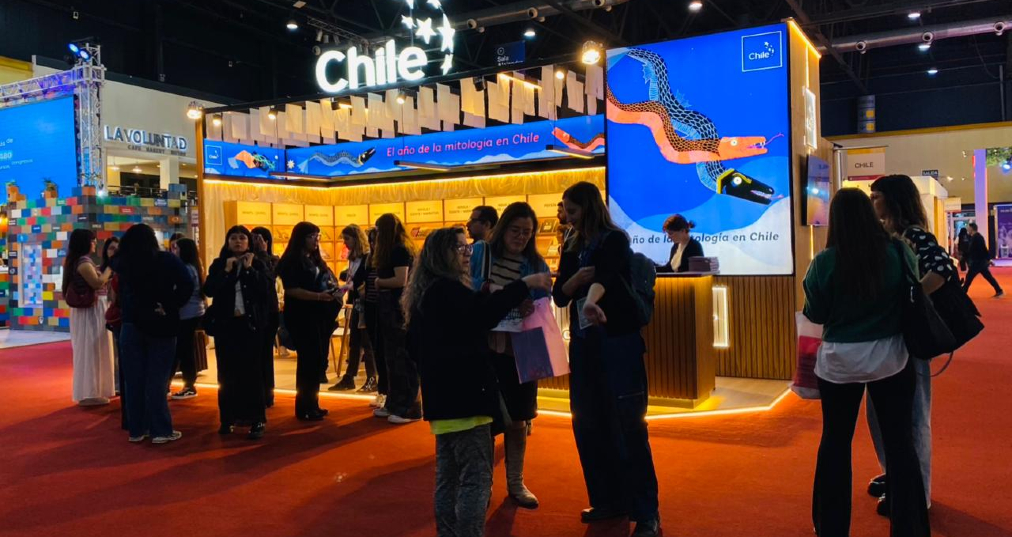 Stand de Chile en Feria del Libro de Buenos Aires 2026